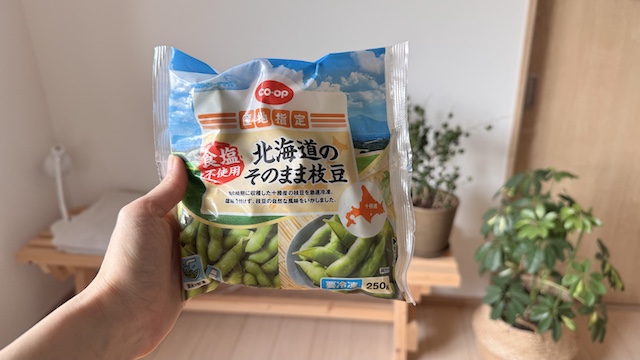 食材・冷凍食品編 |コープで買えるおすすめ無添加食品16:ＣＯ・ＯＰ 食塩不使用　北海道のそのまま枝豆 250g 387円